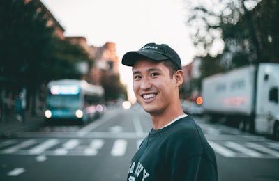 每日大赛吃瓜：某综艺嘉宾罢录事件内幕，制作方连夜剪辑补拍